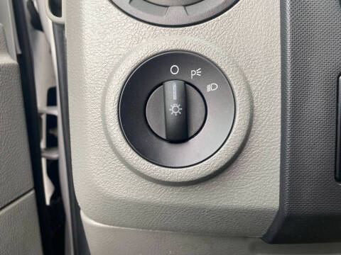 2012 Ford E-Series E-350 SD