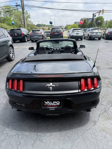 2016 Ford Mustang V6