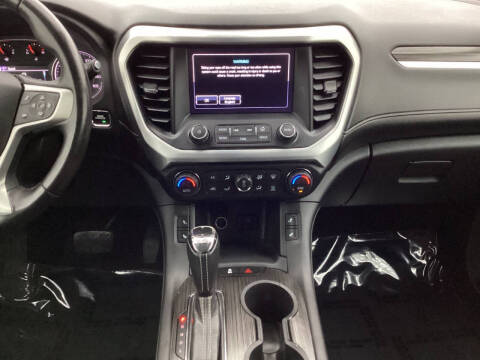 2017 GMC Acadia SLT-1