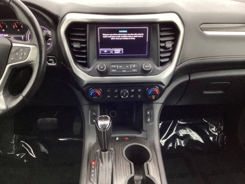 2017 GMC Acadia SLT-1