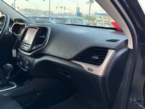 2016 Jeep Cherokee