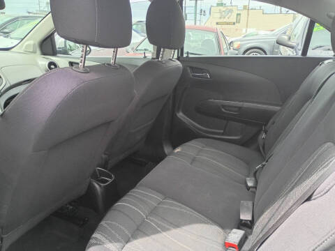 2015 Chevrolet Sonic LT Auto