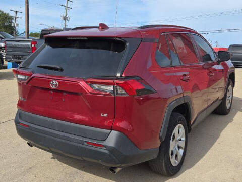 2019 Toyota RAV4 LE