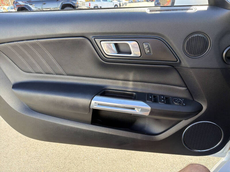 2019 Ford Mustang EcoBoost Premium