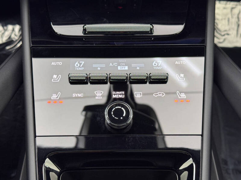 2025 Porsche Cayenne S