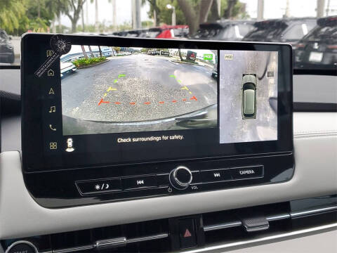 2025 Mitsubishi Outlander SEL Platinum Edition