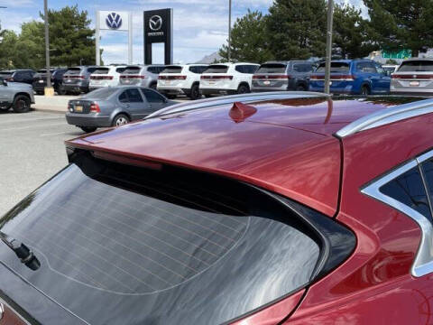 2019 Infiniti QX30 Essential