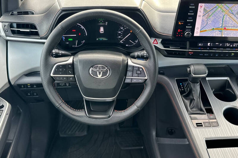 2024 Toyota Sienna XSE 7-Passenger