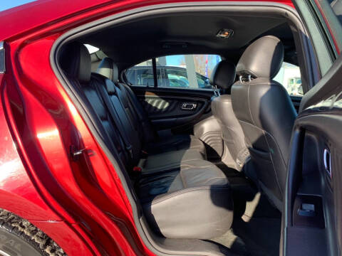 2017 Ford Taurus Limited