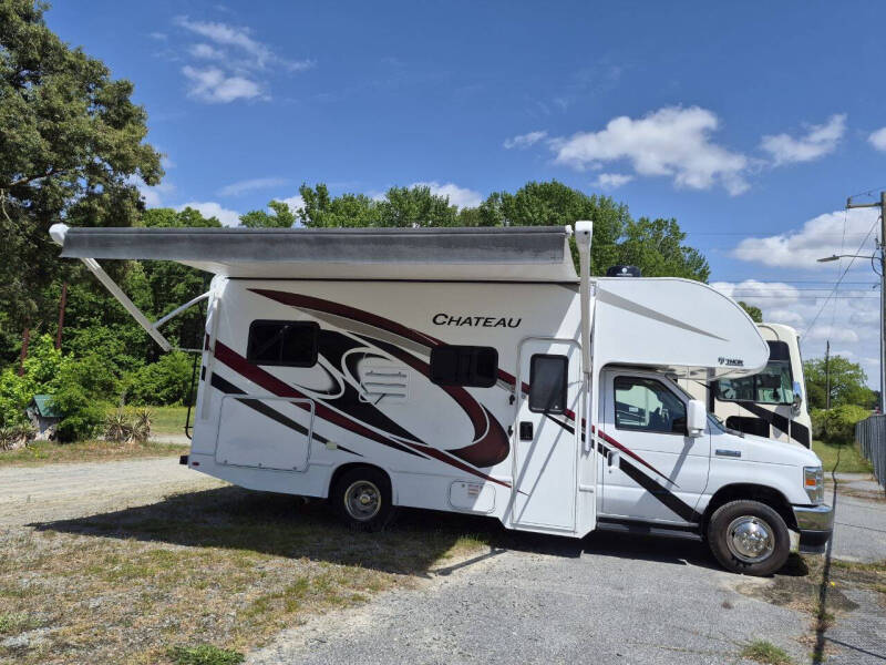 2023 Thor Motor Coach Chateau 22E
