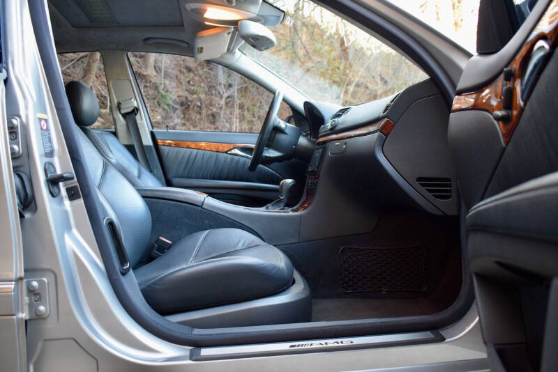 2004 Mercedes-Benz E-Class E 55 AMG