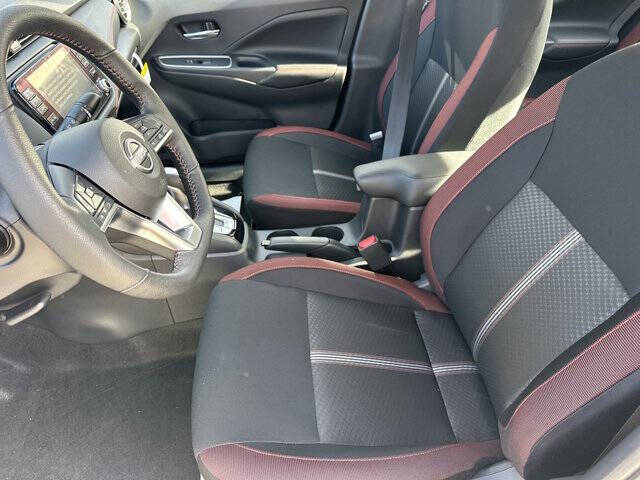 2025 Nissan Versa SR