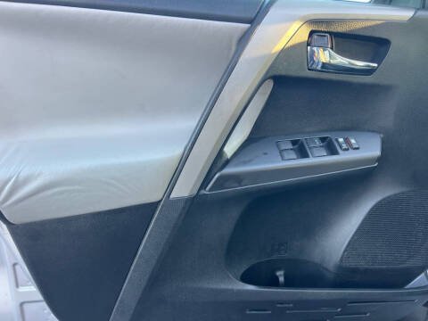 2018 Toyota RAV4 Adventure