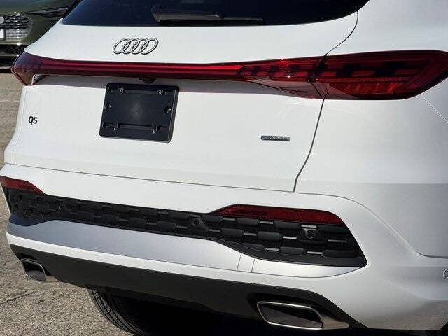 2025 Audi Q5 quattro Premium TFSI