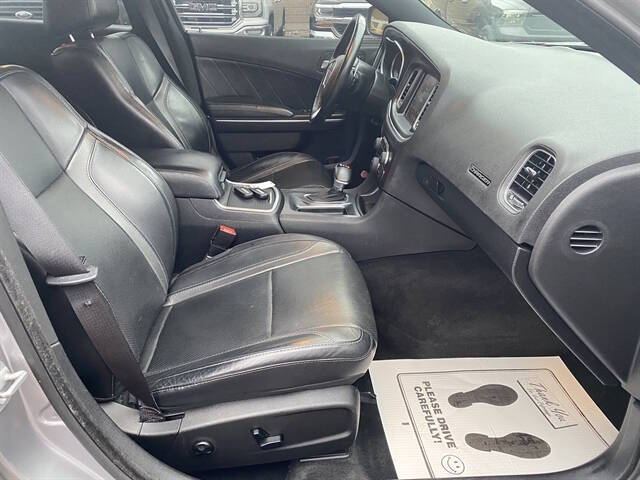 2015 Dodge Charger SXT