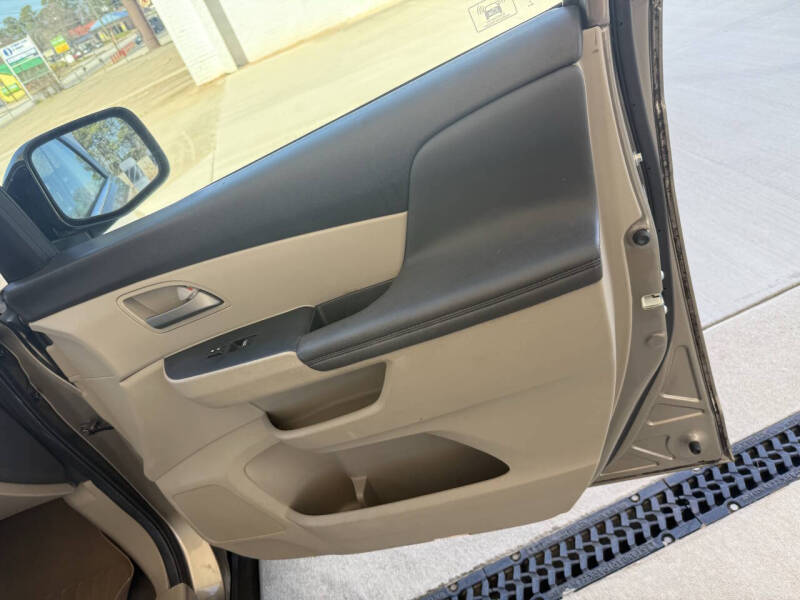 2012 Honda Odyssey EX-L w/DVD