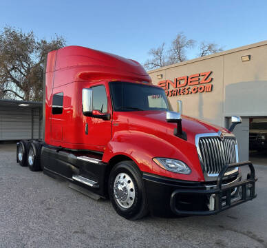 2018 International LT625