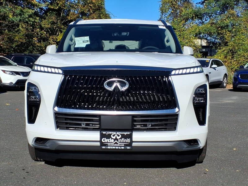 2026 Infiniti QX80 Luxe