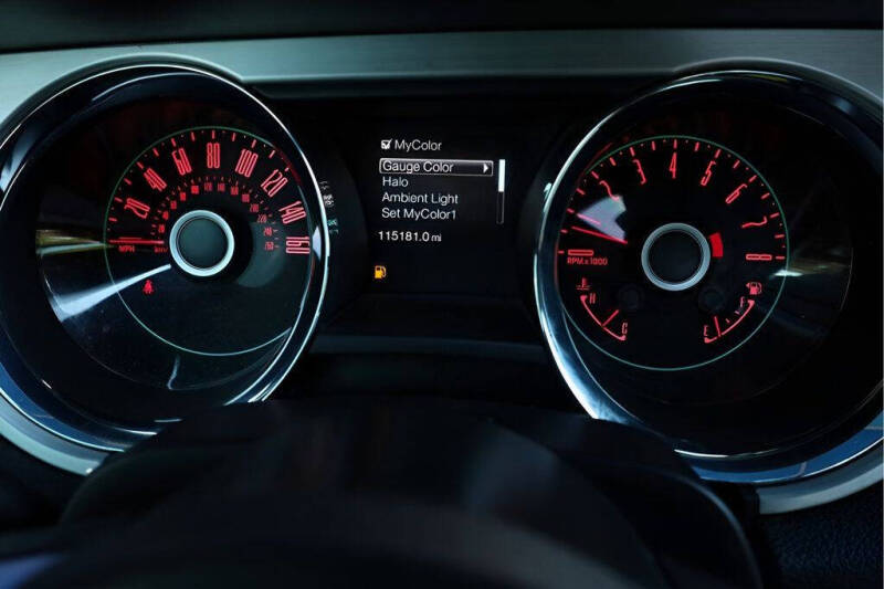 2014 Ford Mustang V6