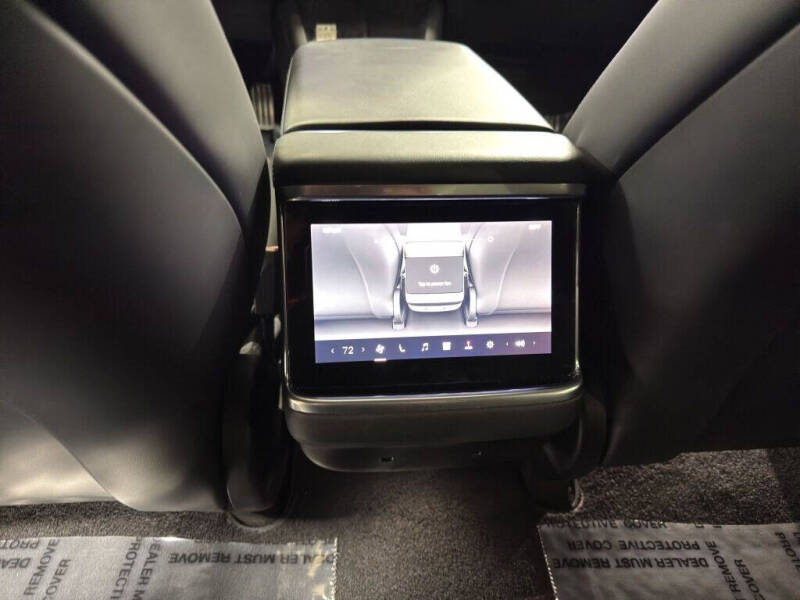 2022 Tesla Model S Plaid