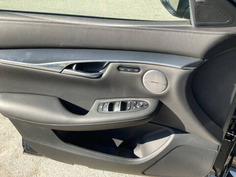 2025 Infiniti QX50 Sport