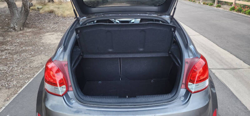 2016 Hyundai Veloster