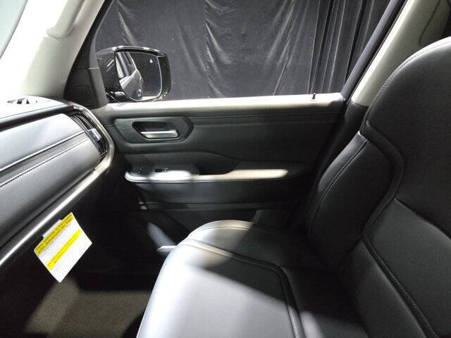 2025 Nissan Armada SV