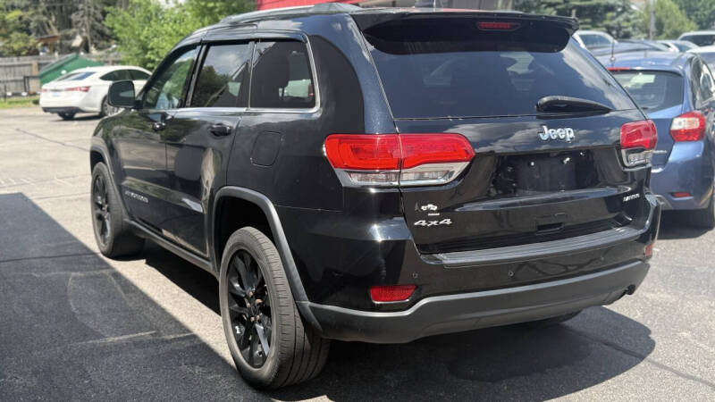 2018 Jeep Grand Cherokee Laredo E