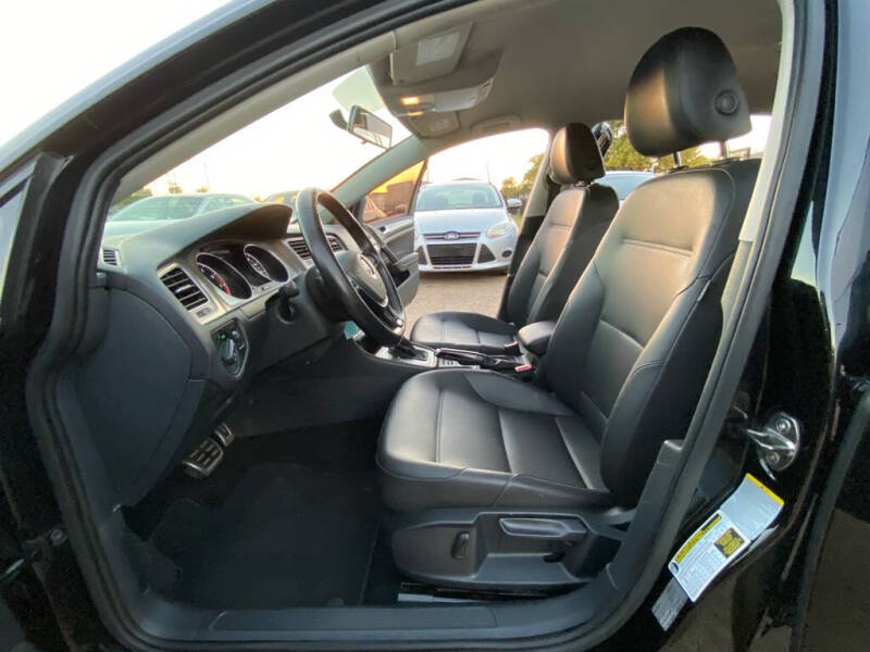 2015 Volkswagen Golf SportWagen TSI S