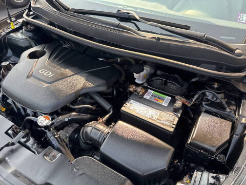 2012 Hyundai Accent SE