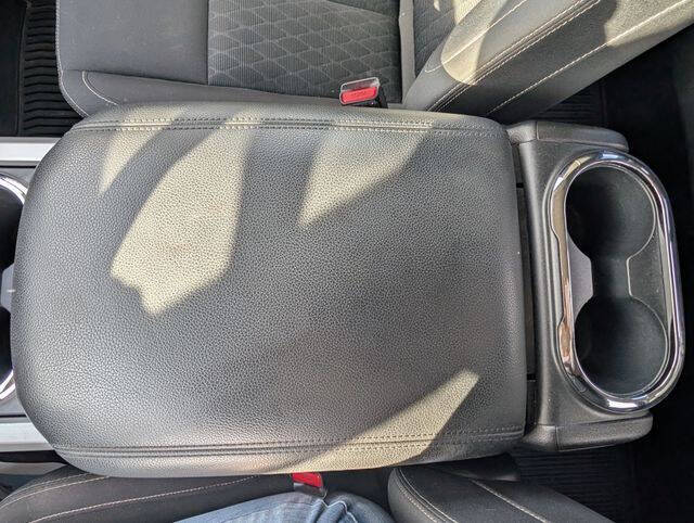 2018 Nissan Titan SV