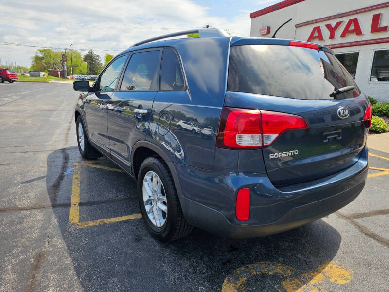 2015 Kia Sorento LX
