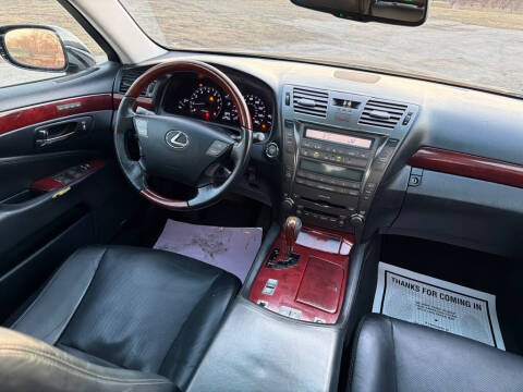 2007 Lexus LS 460