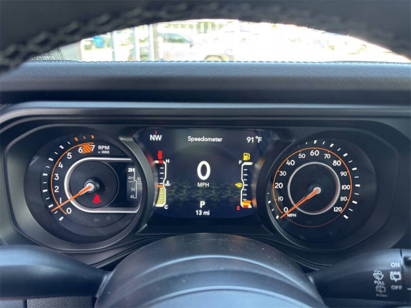 2025 Jeep Wrangler Rubicon X