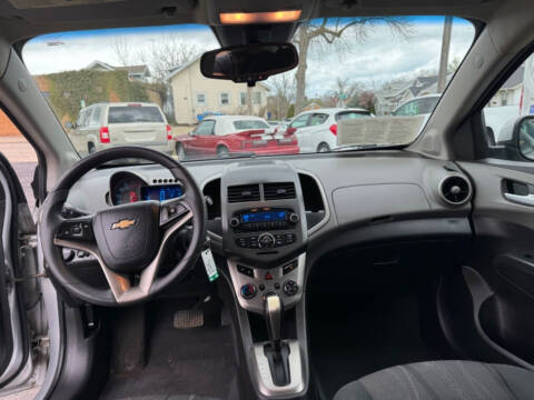 2012 Chevrolet Sonic LT