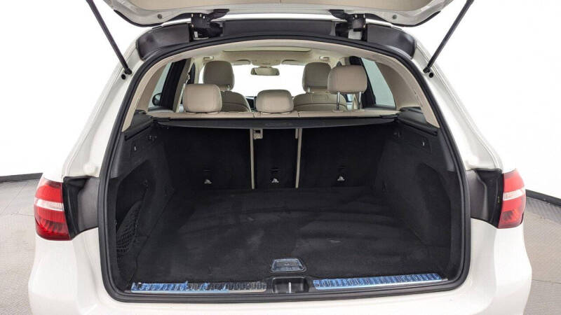 2018 Mercedes-Benz GLC GLC 300