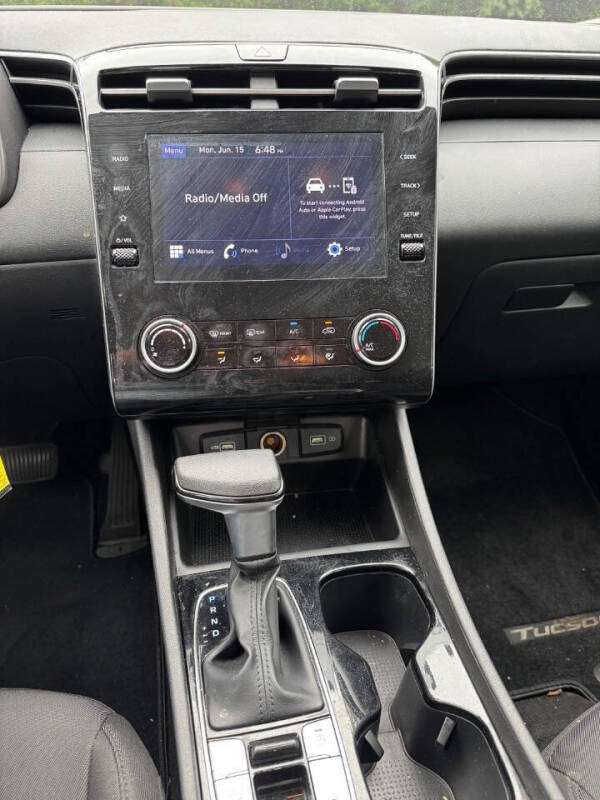 2022 Hyundai Tucson SE