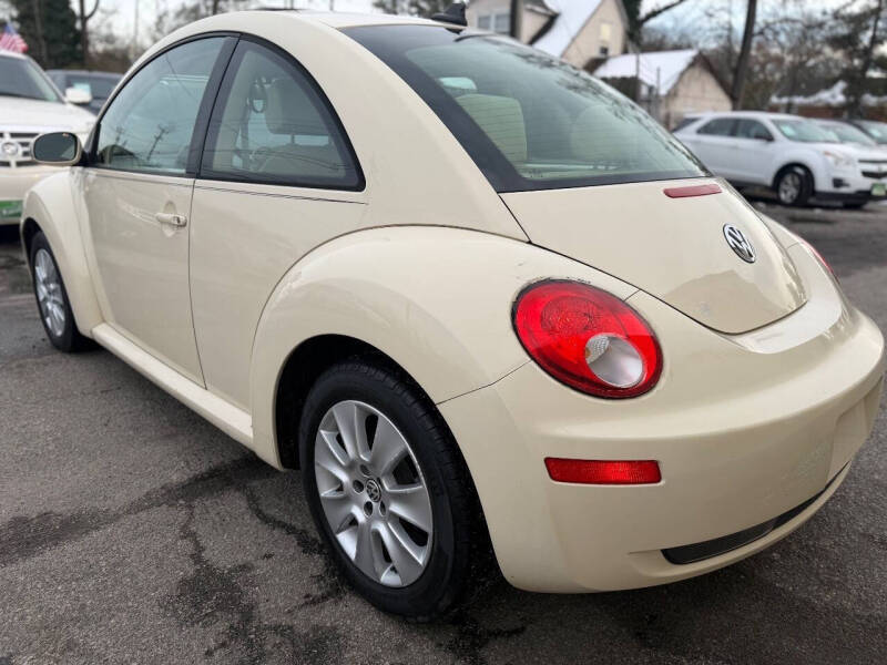 2009 Volkswagen New Beetle Base PZEV
