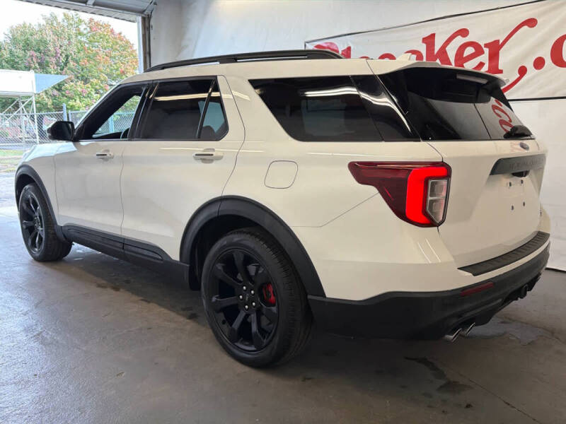 2022 Ford Explorer ST