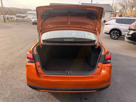 2022 Nissan Versa SV