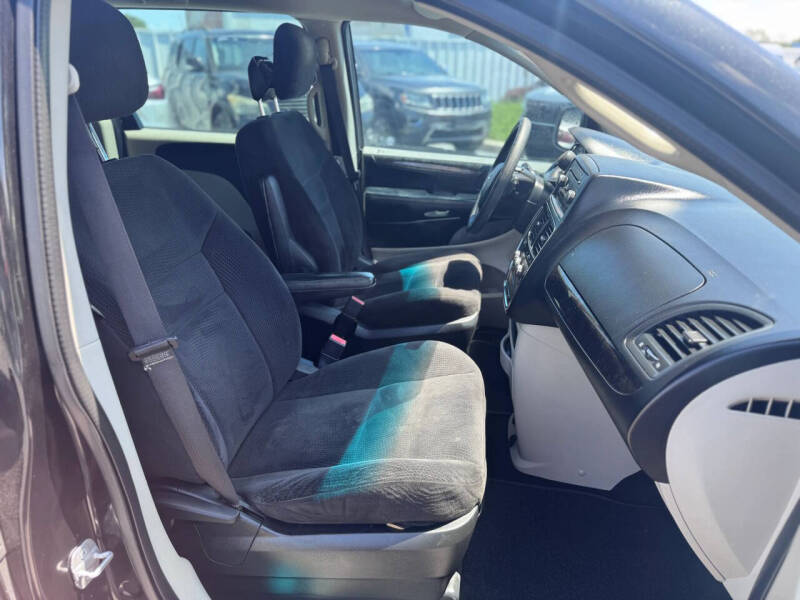 2014 Dodge Grand Caravan SE 30th Anniversary