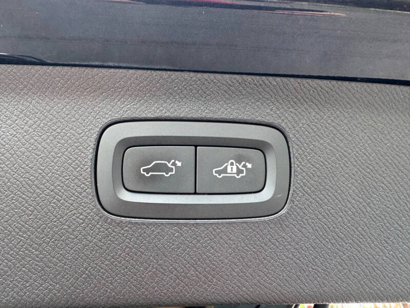 2019 Volvo XC90 T6 Inscription