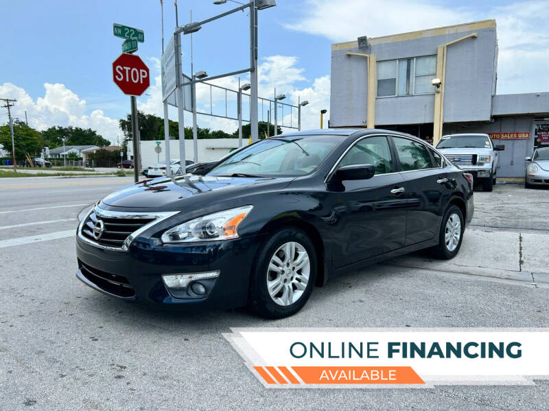 2013 Nissan Altima for sale at Global Auto Sales USA in Miami FL