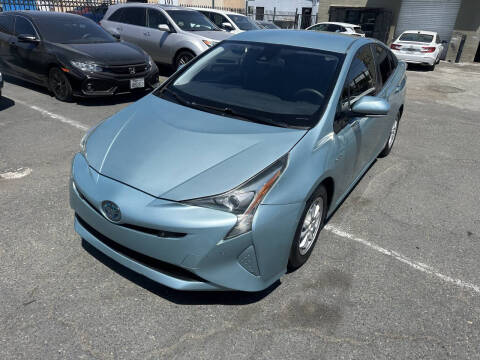 2017 Toyota Prius Two