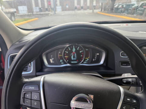 2015 Volvo S60 T5 Platinum