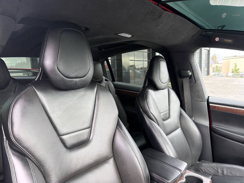 2016 Tesla Model X P90D