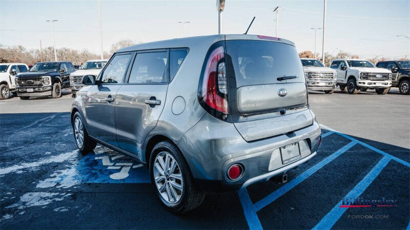 2018 Kia Soul +