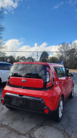 2016 Kia Soul +