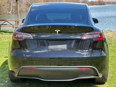 2022 Tesla Model Y Long Range