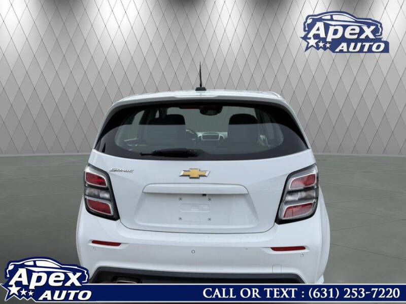 2020 Chevrolet Sonic LT